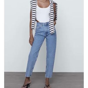 ZARA MOM FIT JEANS BLUE